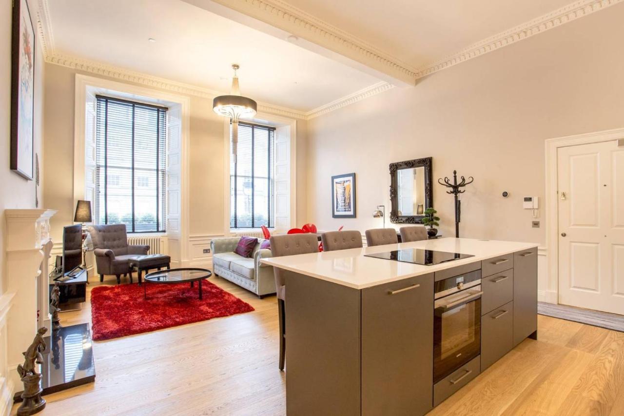 Joivy Exquisite Flat In The City Centre Edimburgo Exterior foto